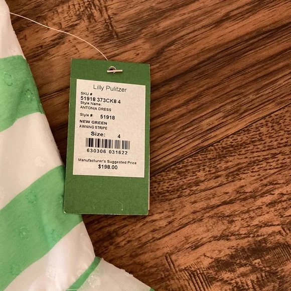 NWT Lilly Pulitzer size 4 - Picture 4 of 9